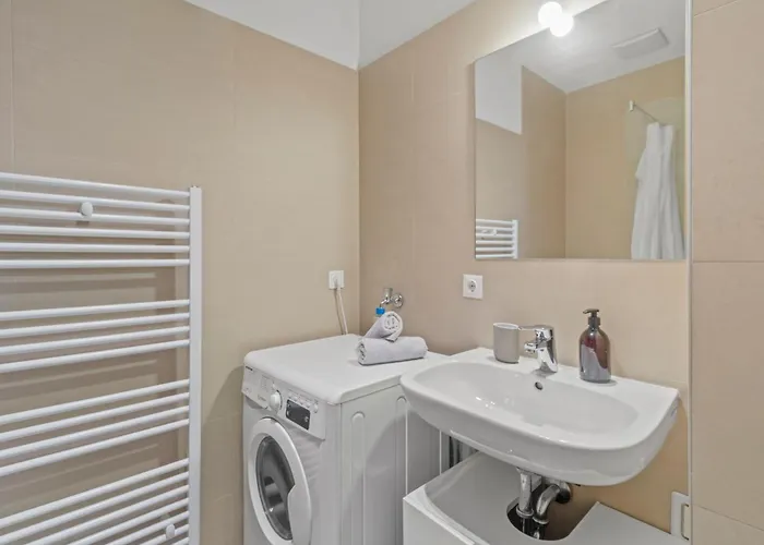 3 Min To Metro - 2br - Fast Access To Stephansdom Apartamento *